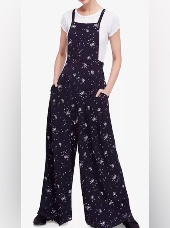 Free People Pants - Free People Sweet in the Streets Floral Overalls Rayon Wide Leg Pockets Size M